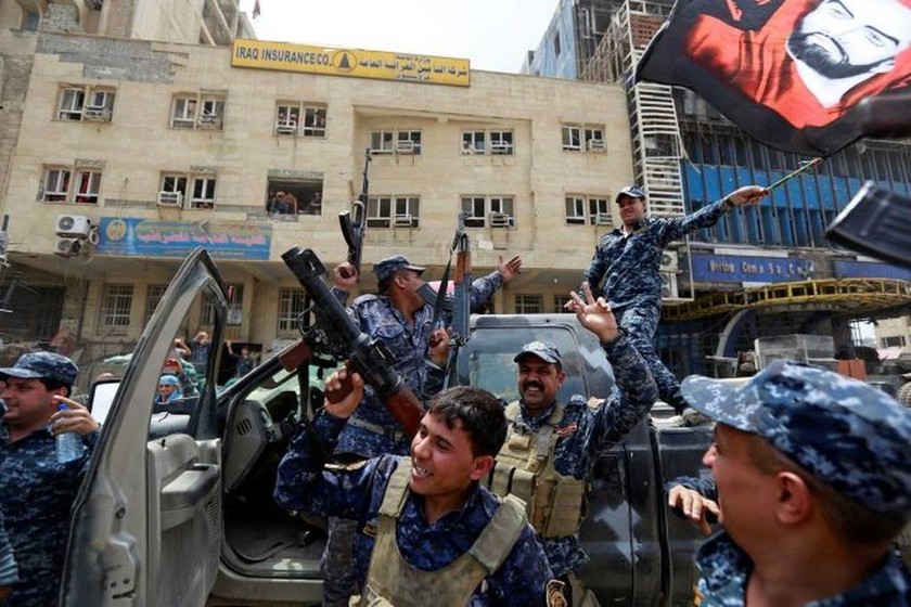 «Έπεσε» η Μοσούλη – Σε άτακτη φυγή οι τζιχαντιστές του ISIS (Vids+Pics)