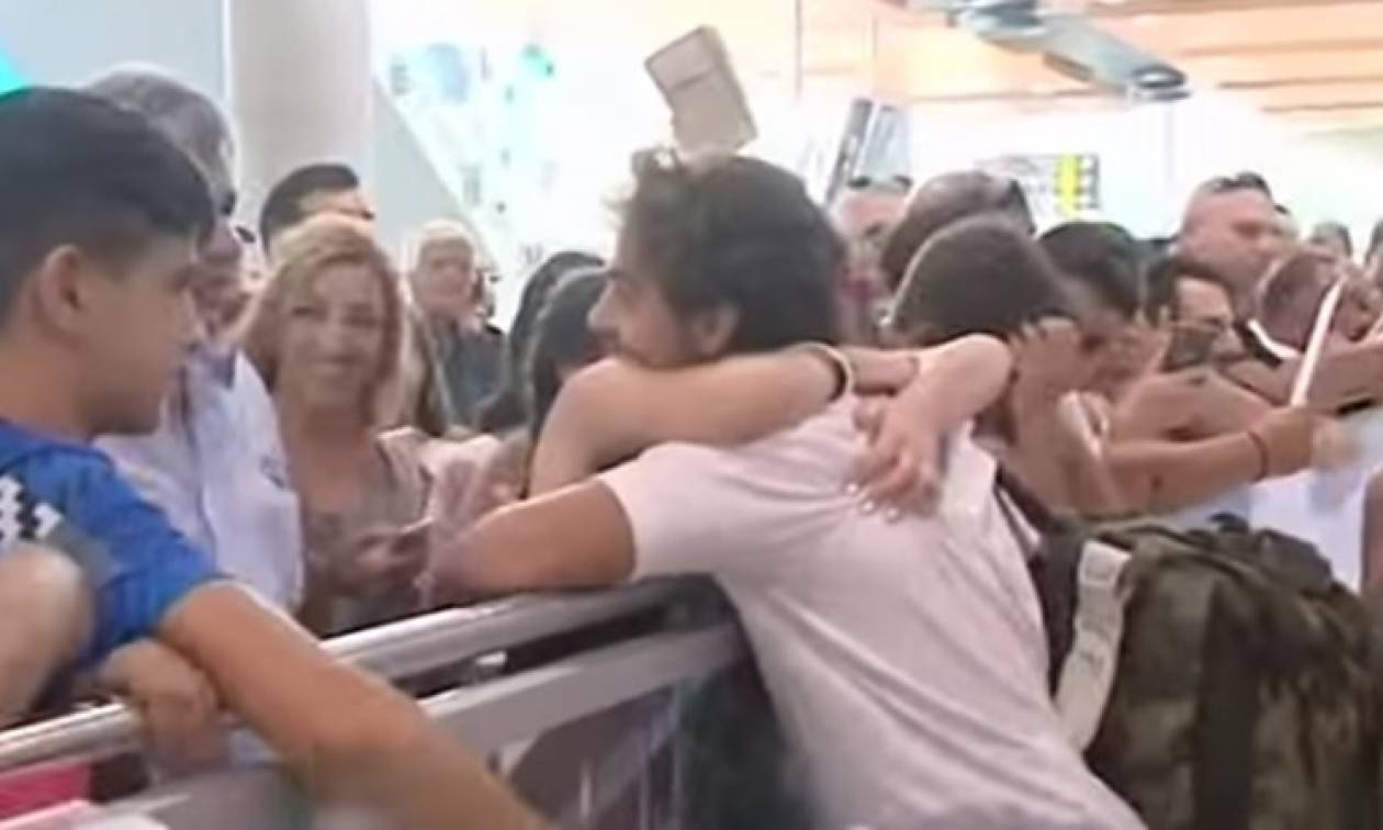 Survivor: Σκηνές πανικού στο αεροδρόμιο - Δείτε πώς υποδέχτηκαν τον Μάριο στην Κύπρο (video)