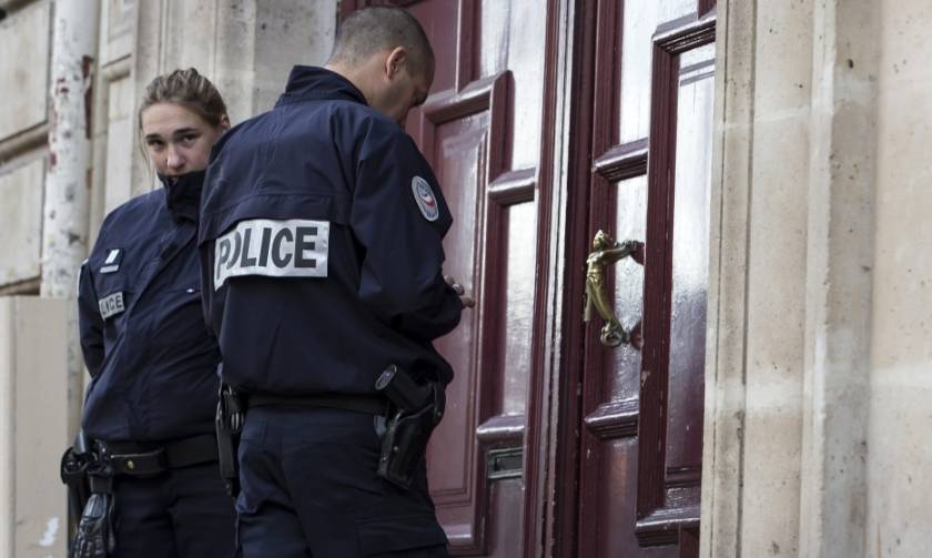 Γαλλία: Κινηματογραφική ληστεία είκοσι τουριστών στο Παρίσι