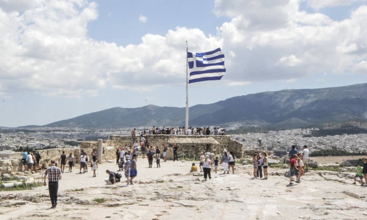 Υπάρχει πρόβλημα… Ο πληθυσμός της Ελλάδας μειώθηκε κατά 2,5% το 2016