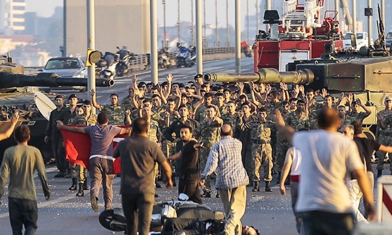 Τουρκία: Μια «αγνώριστη» χώρα ένα χρόνο μετά το αποτυχημένο πραξικόπημα κατά του Ερντογάν (Pics+Vid)