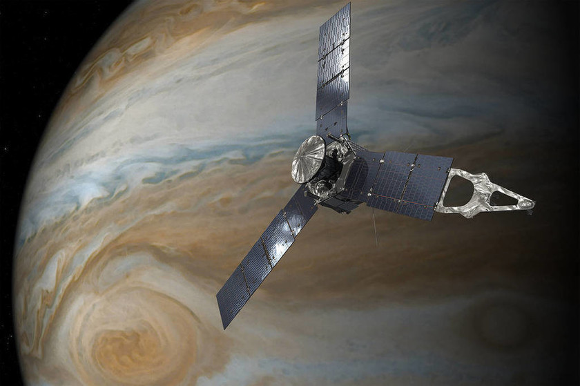 Τις πρώτες φωτογραφίες από τον πλανήτη Δία άρχισε να στέλνει το Juno της NASA (Pics)