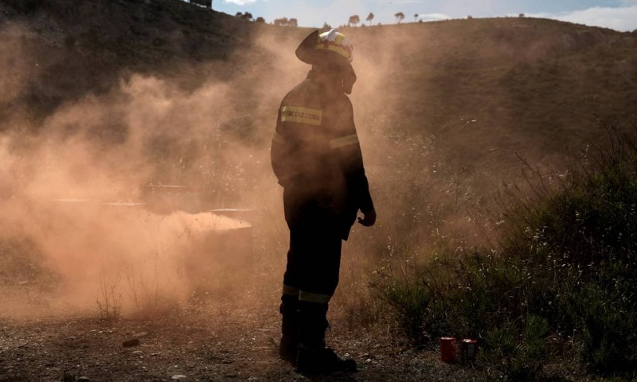 Φωτιά - Ζευγολατιό: Κρίσιμη η κατάσταση της υγείας του πυροσβέστη που τραυματίστηκε