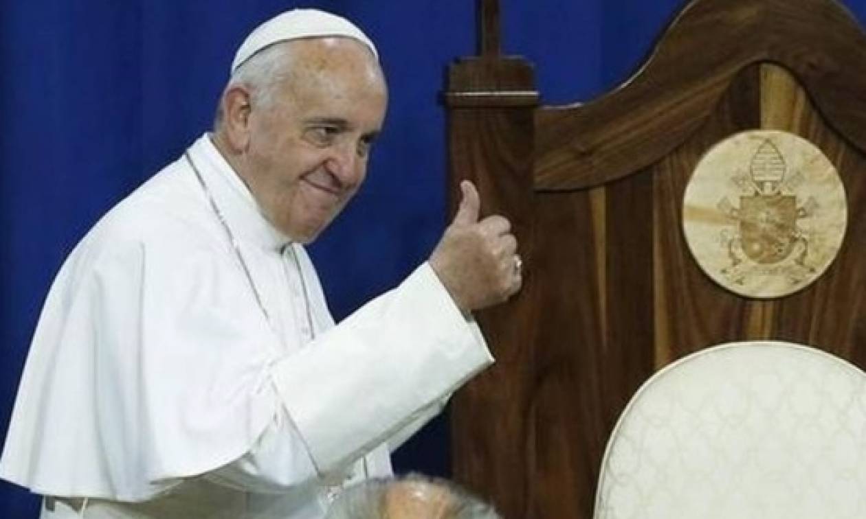 Βατικανό: Απίστευτη ταμπέλα έξω από το διαμέρισμα του Πάπα!