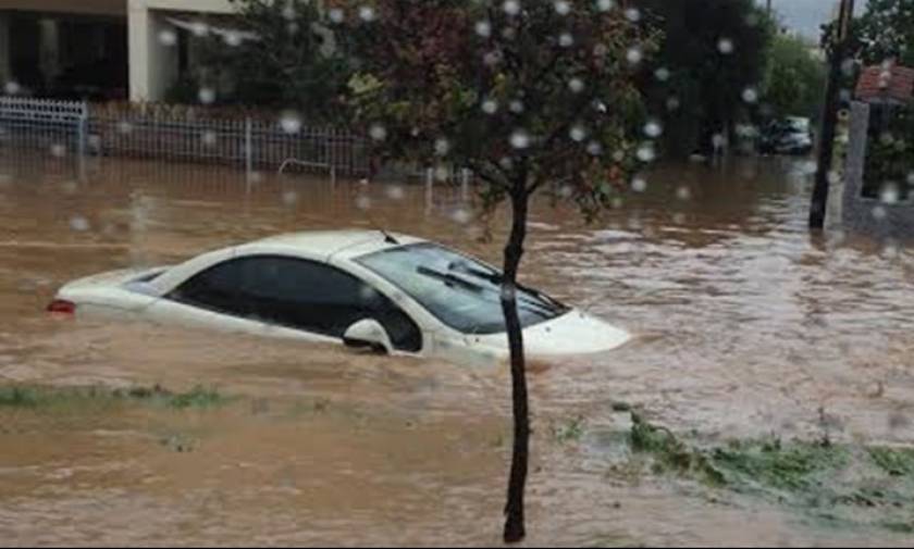 Καιρός: Πλημμύρες και πτώσεις βράχων στην περιοχή της Χαλκιδικής