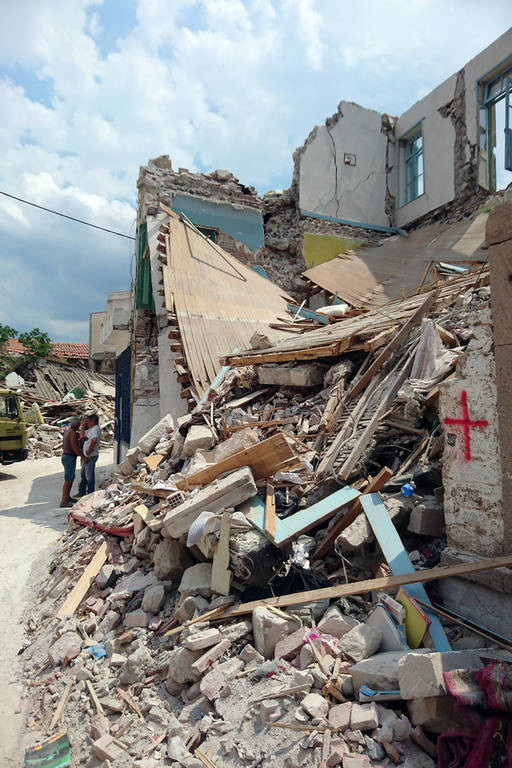 Σεισμός Μυτιλήνη: Σε φορτισμένο κλίμα ο εορτασμός της Αγίας Μαρίνας στη Βρίσα