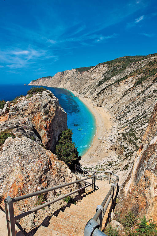 Αυτή είναι η πιο επικίνδυνη παραλία της Ελλάδας (video)
