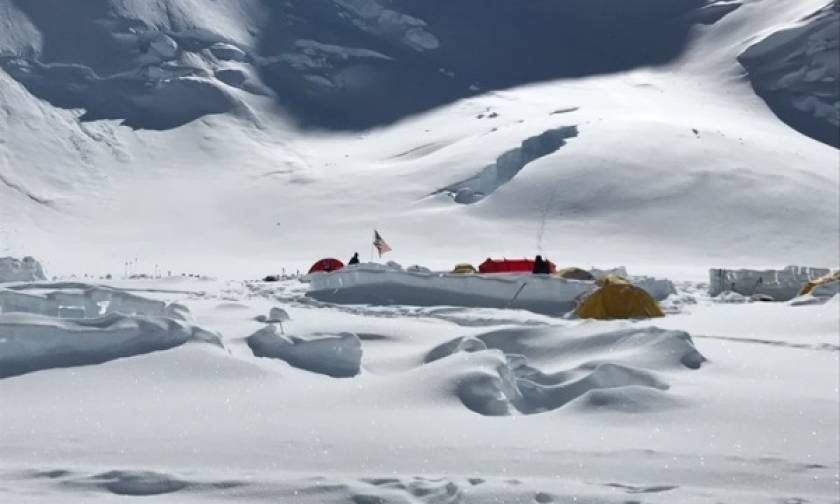 Αυτές είναι οι πρώτες Ελληνίδες που πάτησαν την υψηλότερη κορυφή στην Αλάσκα! (pics)