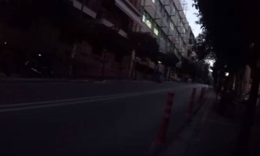 Το βίντεο από την επίθεση του «Ρουβίκωνα» στο δημαρχείο Ζωγράφου (vid)