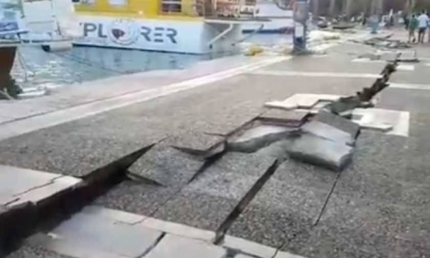 Σεισμός Κως: Σοκαριστικές εικόνες από το λιμάνι του νησιού - Άνοιξε στα δύο η γη