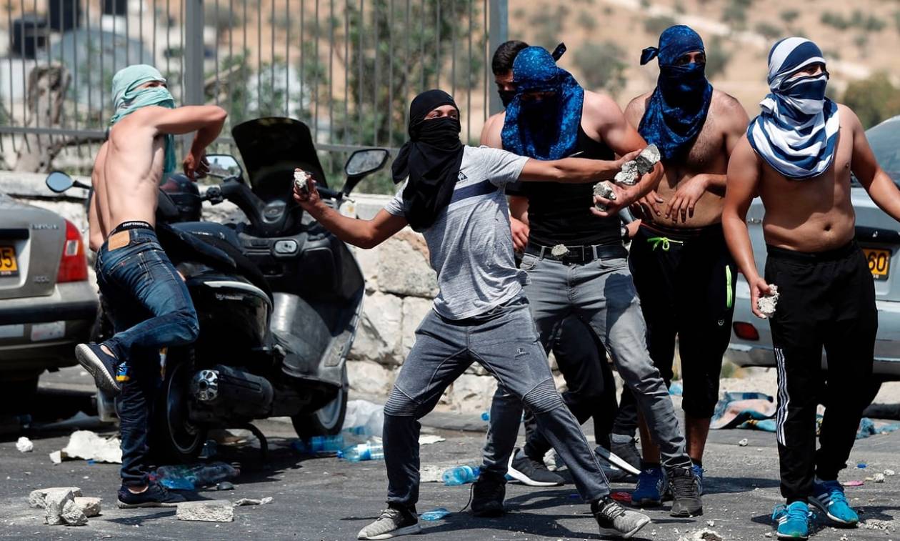 Αίμα και βία στη Δυτική Όχθη: Νεκρός Παλαιστίνιος από πυρά Ισραηλινών