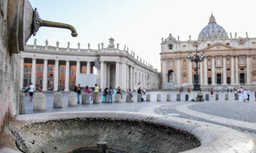 Στα όρια της δίψας η Ιταλία: Σταματά η παροχή νερού σε βρύσες και συντριβάνια