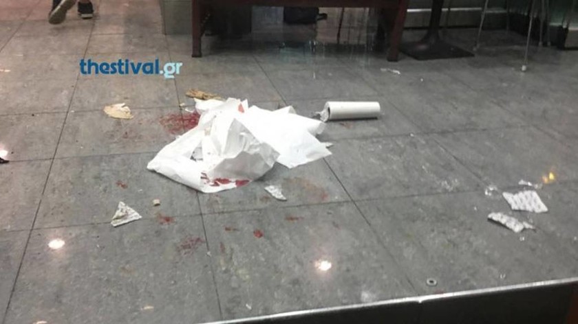 Απίστευτο περιστατικό με τραυματίες στη Θεσσαλονίκη: Όχημα «μπούκαρε» σε καφετέρια! (pics+vid)