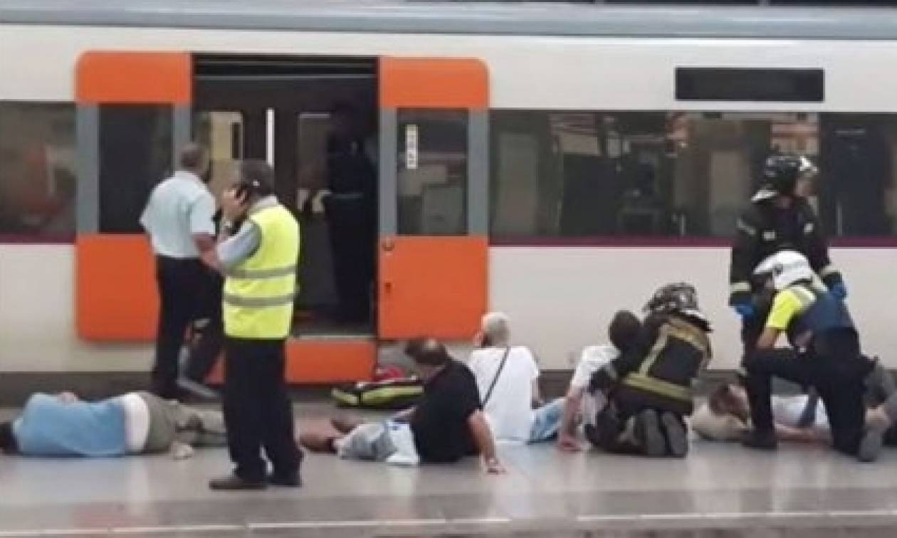 Σιδηροδρομικό ατύχημα στη Βαρκελώνη – Τουλάχιστον 48 τραυματίες (photos & vids)