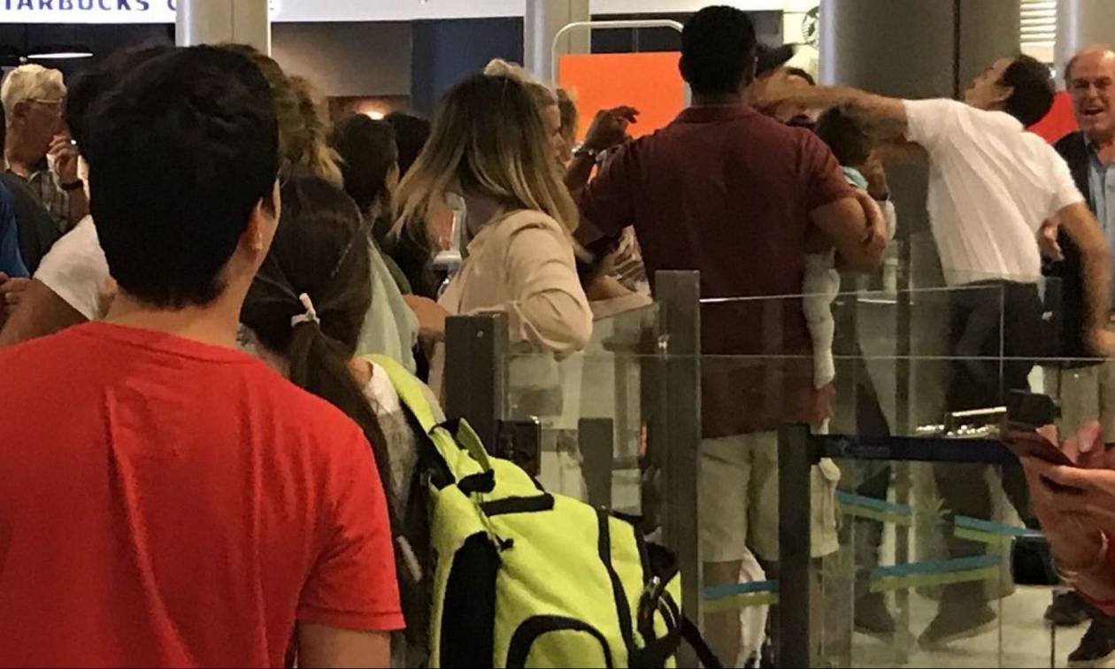 Σάλος με τον υπάλληλο αεροδρομίου που γρονθοκόπησε επιβάτη με μωρό στην αγκαλιά (photo)