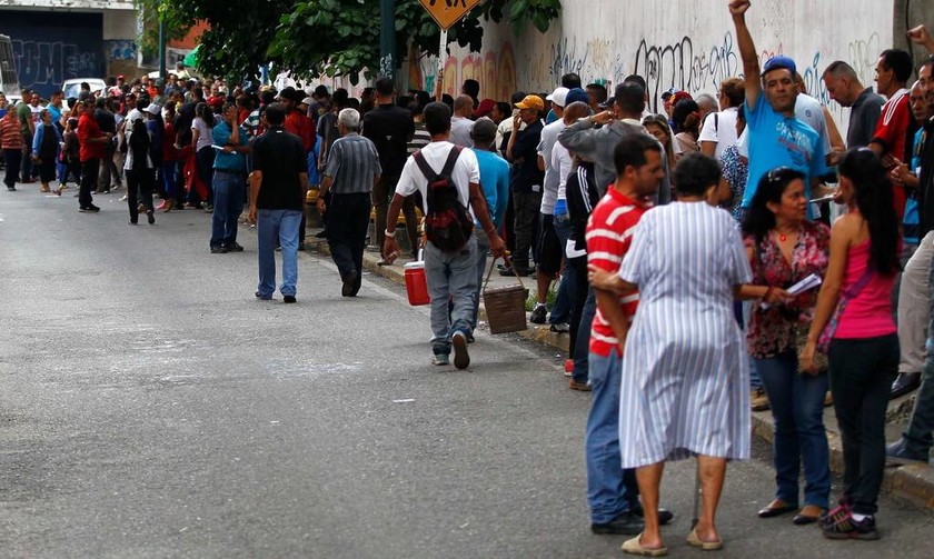 Στο αίμα «πνίγηκαν» οι εκλογές στη Βενεζουέλα