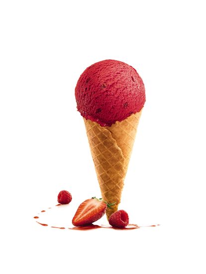 06838 Shouting Ice Cream Cone Raspberry Strawberry