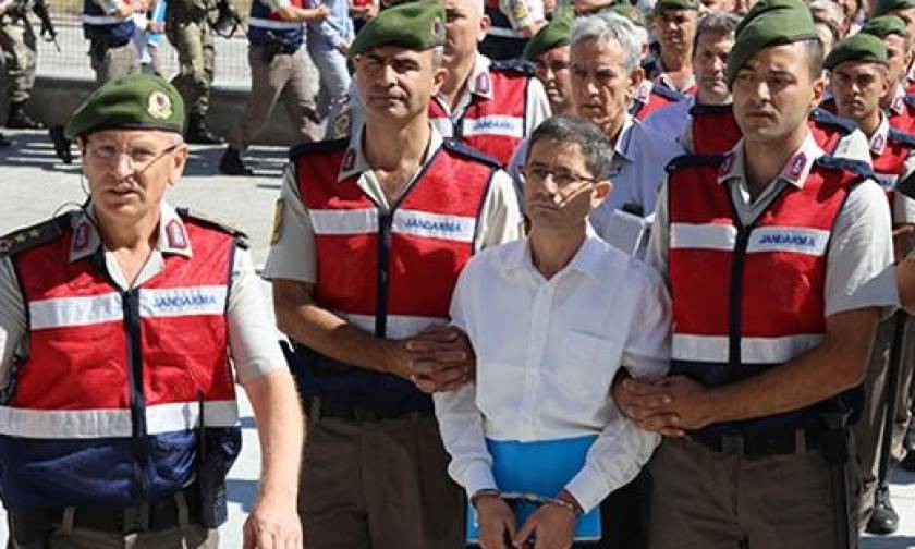Υπό δρακόντεια μέτρα ασφαλείας ξεκίνησε η δίκη των «500» για το πραξικόπημα στην Τουρκία