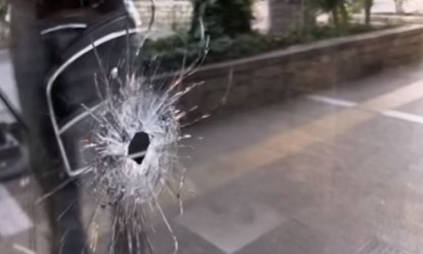 Βγήκαν τα όπλα στον Κορυδαλλό: Γυναίκα τραυματίστηκε από αδέσποτη σφαίρα!