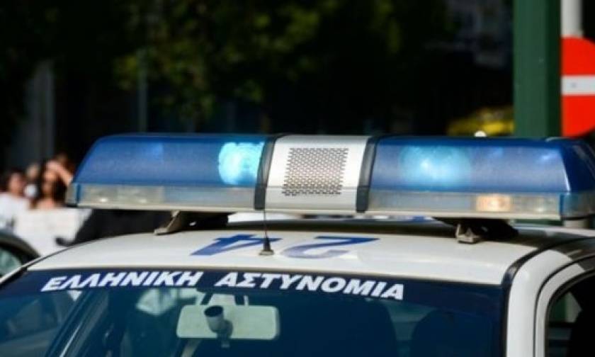 Θρίλερ στη Θεσσαλονίκη: Μαχαίρωσαν 20χρονο στη μέση του δρόμου