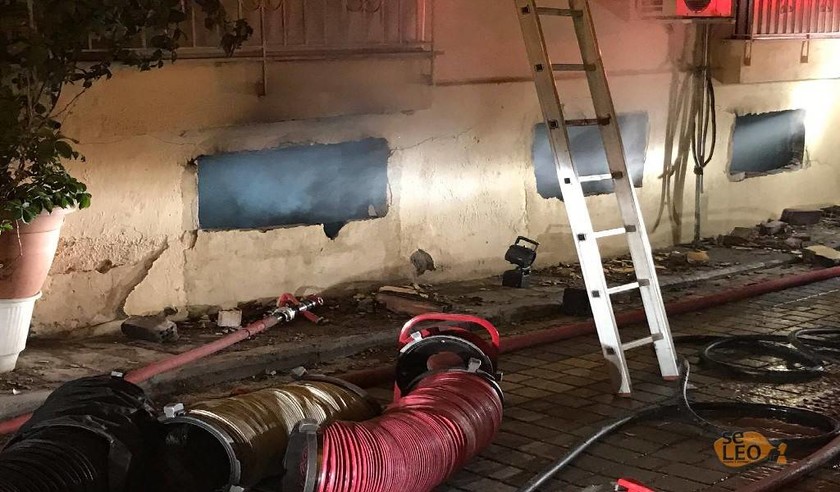Συναγερμός! Άνδρας έβαλε φωτιά σε πολυκατοικία στη Θεσσαλονίκη (Pics)
