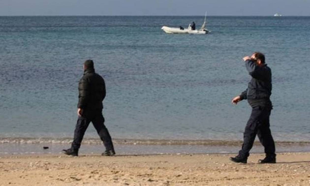 Πάτρα - Σοκ στην παραλία: Άνδρας ανασύρθηκε χωρίς τις αισθήσεις του (pics)