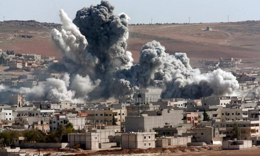 Συρία: 29 νεκροί σε αεροπορικά πλήγματα του διεθνούς συνασπισμού στη Ράκα