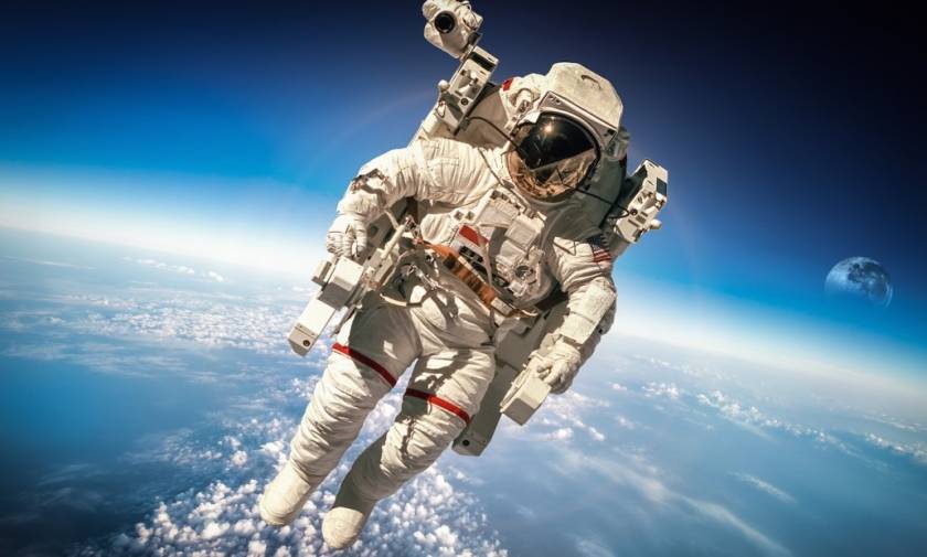 Δεν είναι ανέκδοτο: Δείτε LIVE τον Πόντιο αστροναύτη να «περπατάει» στο διάστημα