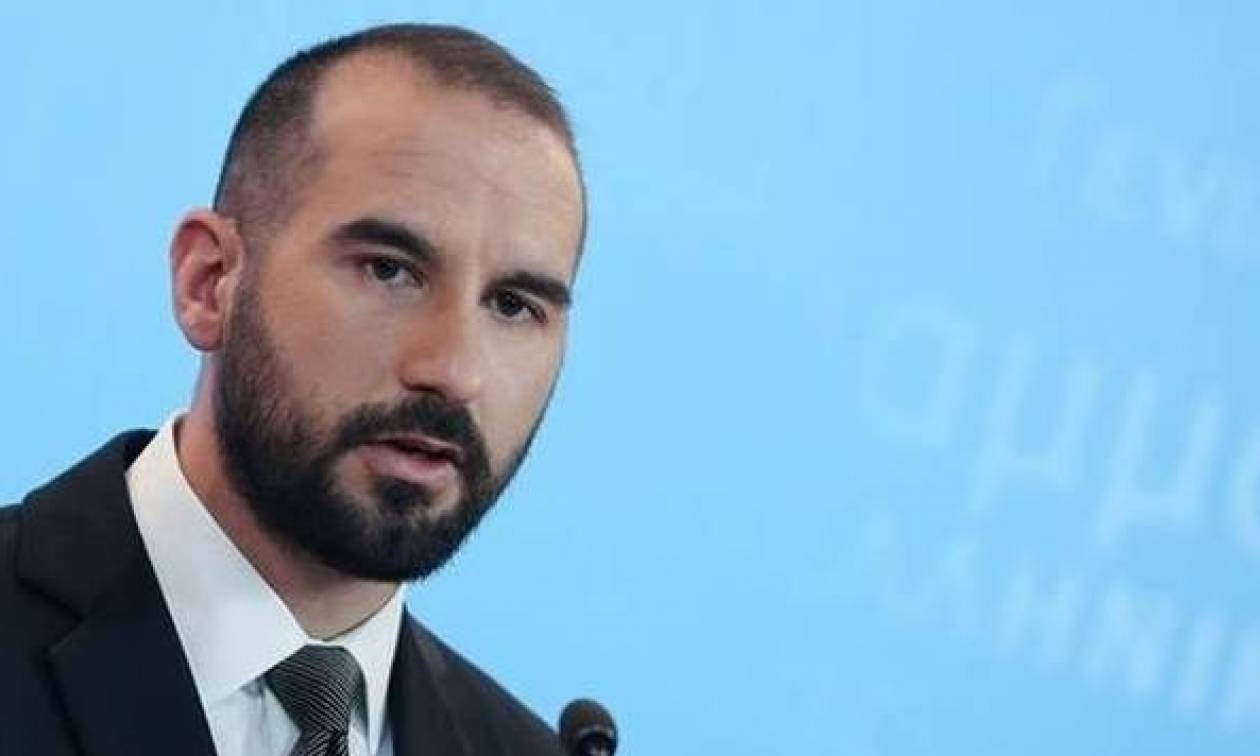 Τζανακόπουλος: Προτεραιότητα η έξοδος από το Μνημόνιο το 2018, χωρίς νέες επιβαρύνσεις