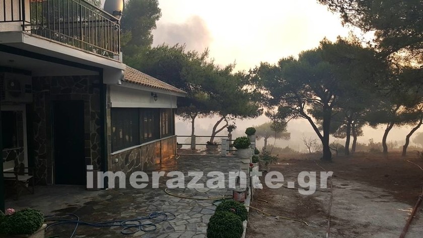 Φωτιά Τώρα: Στις φλόγες για τρίτη μέρα το νησί της Ζακύνθου