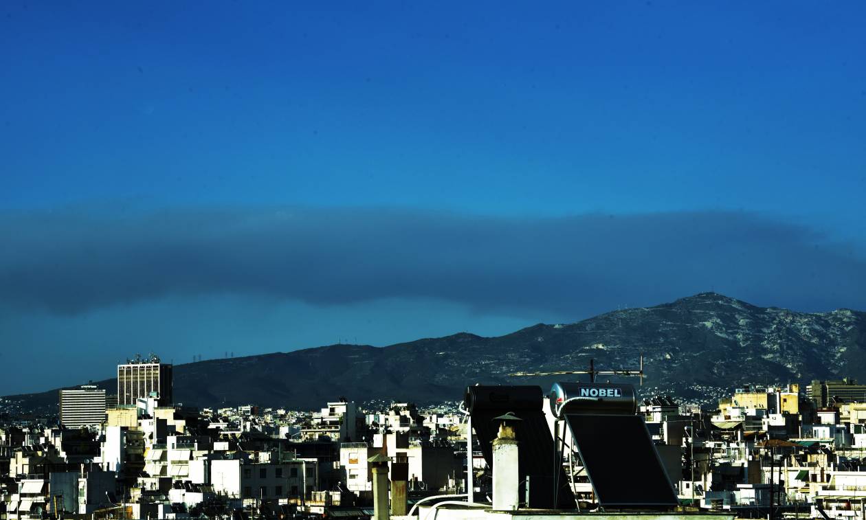 Φωτιά Κάλαμος - Εικόνες ΣΟΚ: Ορατοί οι καπνοί από το κέντρο της Αθήνας (pics)