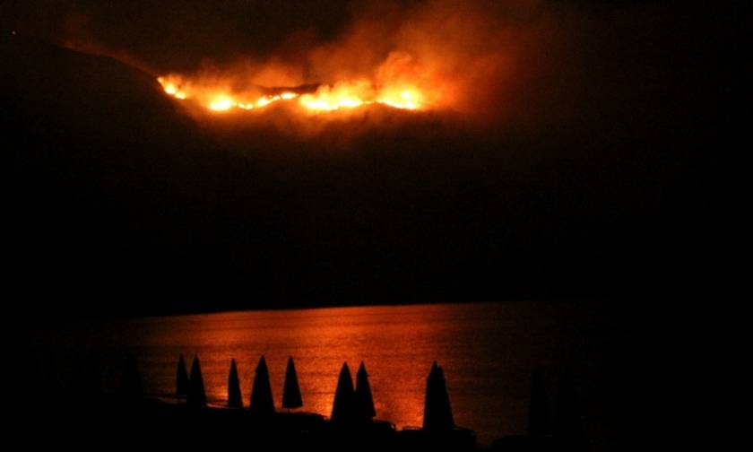 Φωτιά ΤΩΡΑ: Ο δήμος ζητά να κηρυχθεί η Ζάκυνθος σε κατάσταση εκτάκτου ανάγκης