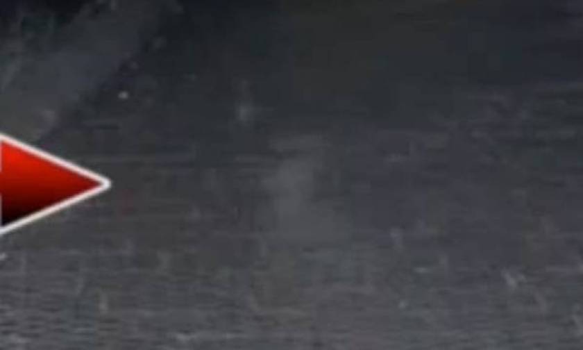 Ανεξήγητο: Αυτό είναι το βίντεο με το «φάντασμα» που περπατά σε νεκροταφείο (vid)