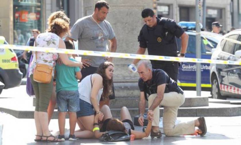 Τρομοκρατική επίθεση Βαρκελώνη: Δείτε live εικόνα από το σημείο της επίθεσης