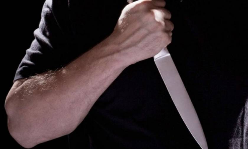 Άγριο έγκλημα στη Νίκαια: Νεκρός άντρας με μαχαιριά στο κεφάλι