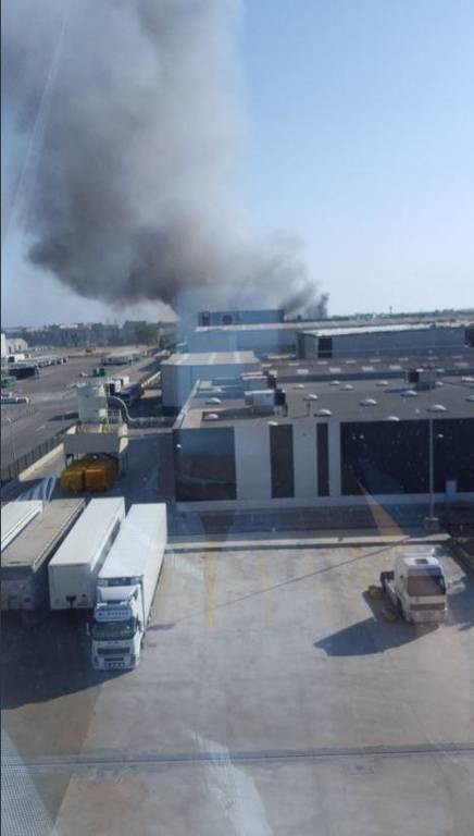 Φωτιά στο αεροδρόμιο της Βαρκελώνης