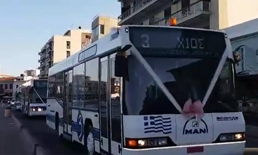 Χίος: Πήγαν τη νύφη στην εκκλησιά με... λεωφορείο! (vid)