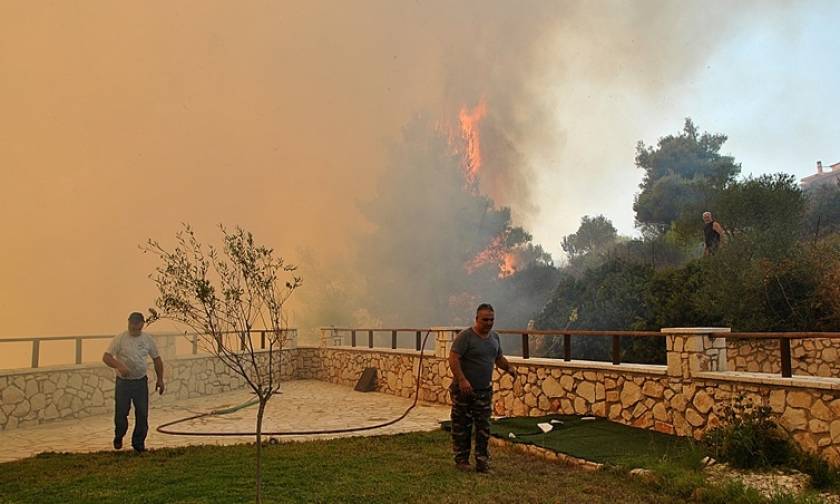 Φωτιά Ζάκυνθος - Η εικόνα σοκ που θα μείνει στην Ιστορία: Έτσι φαίνεται η πυρκαγιά από την Κεφαλονιά