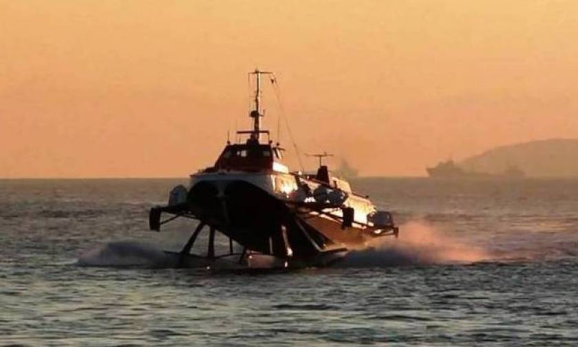 Hydrofoil engine breaks down off Aegina - Passengers safe