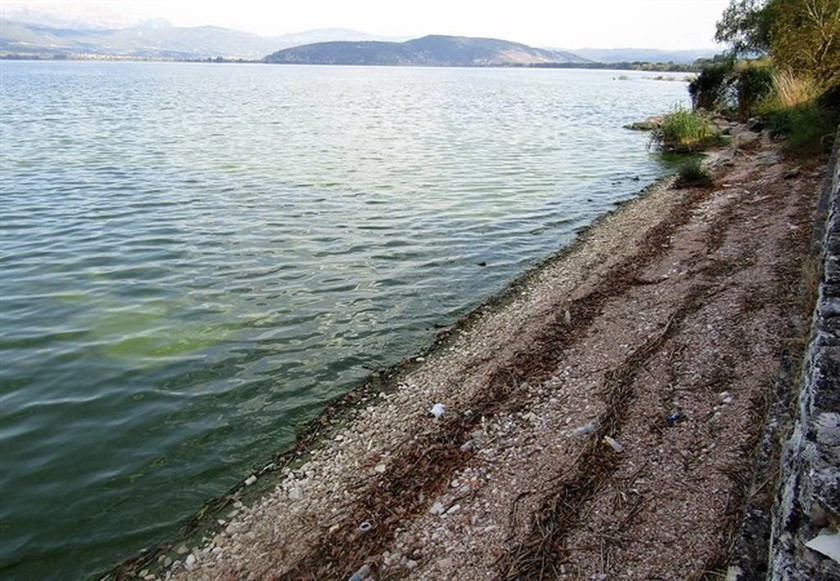 Ξεχάστε τη λίμνη Ιωαννίνων όπως την ξέρατε! - Το φαινόμενο που την άλλαξε – Έτσι είναι σήμερα (pics)