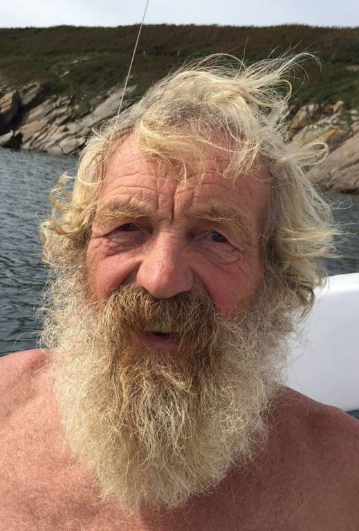 Aleksander Doba: O 70χρονος Πολωνός που διέσχισε μόνος του τον Ατλαντικό Ωκεανό για τρίτη φορά (Vid)