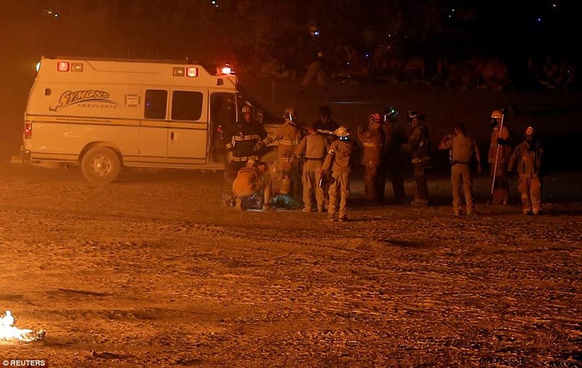 Τραγωδία: Κάηκε ζωντανός στο φεστιβάλ Burning Man μπροστά σε χιλιάδες θεατές (pics)