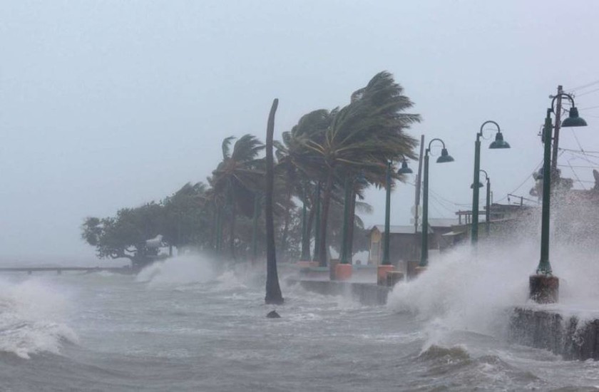 Τρομακτική προειδοποίηση για τον τυφώνα Ιρμα: Θα είναι καταστροφικός για τις ΗΠΑ (vid)