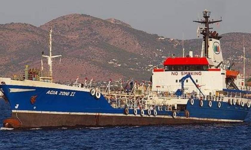 Συνελήφθησαν ο πλοίαρχος και ο Α’ μηχανικός του δεξαμενόπλοιου που βυθίστηκε στον Σαρωνικό