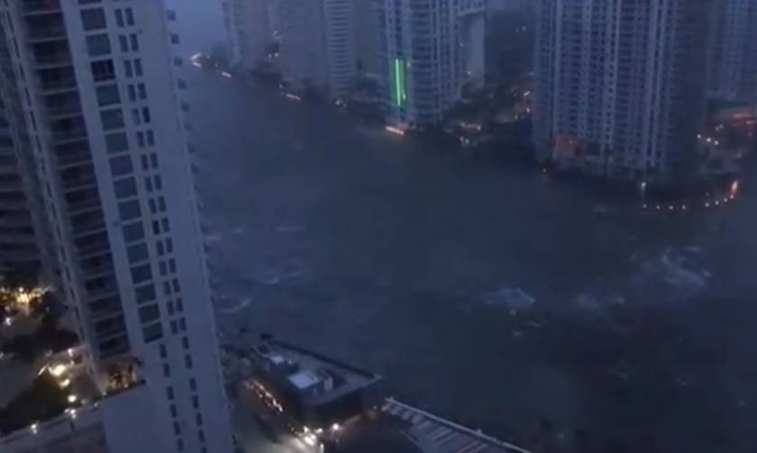 Live - Ίρμα: Ο καταστροφικός κυκλώνας «πνίγει» τη Φλόριντα - Τρεις νεκροί
