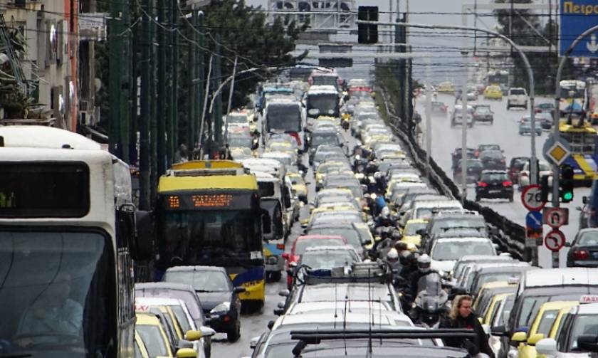 Κυκλοφοριακό κομφούζιο στην Αθήνα: Ποιους δρόμους πρέπει να αποφύγετε