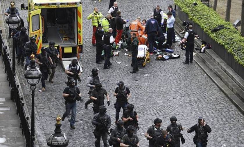 Συναγερμός στη Βρετανία: Ρεκόρ συλλήψεων υπόπτων για τρομοκρατία