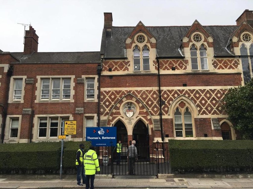 Βρετανία: Αυτή είναι η εισβολέας στο σχολείο του πρίγκιπα Τζορτζ (pics)