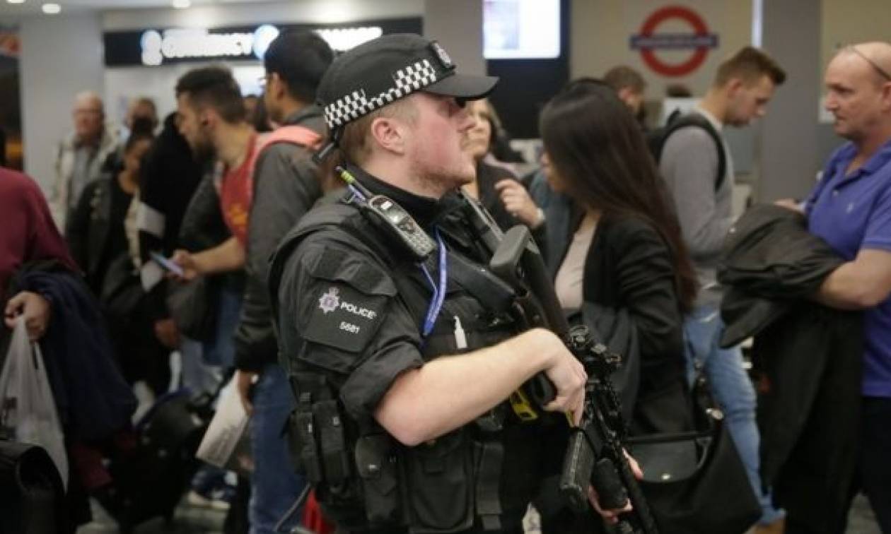 Λονδίνο: Συνελήφθη 18χρονος ύποπτος για την τρομοκρατική επίθεση στο μετρό