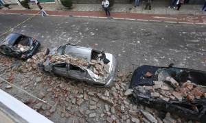 Ο απόλυτος τρόμος: Δείτε συγκλονιστικά βίντεο από τη στιγμή που ο φονικός σεισμός χτυπά το Μεξικό